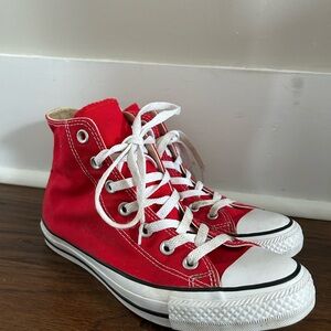 Converse Chuck Taylor All Star Canvas Unisex High Top Shoe.
